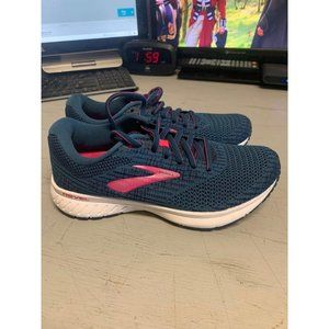 Brooks Revel womens 6.5 M